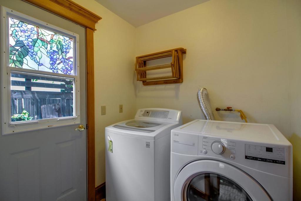 36 Forrest Avenue Property Photo 32