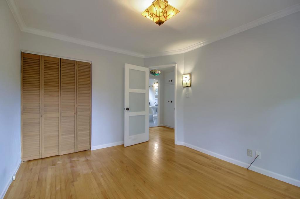 36 Forrest Avenue Property Photo 44