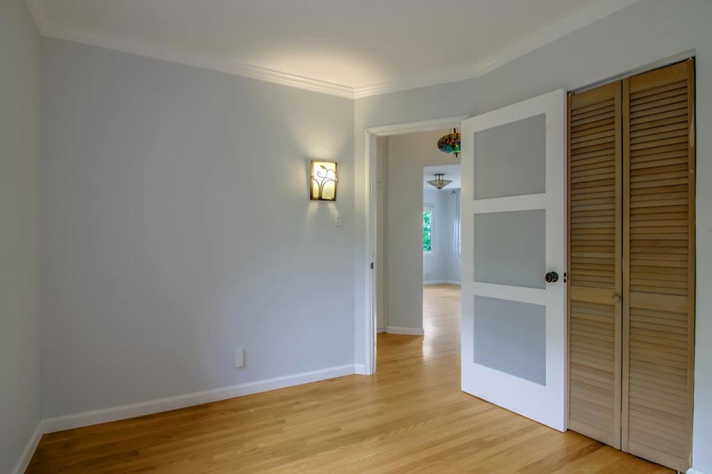 36 Forrest Avenue Property Photo 45