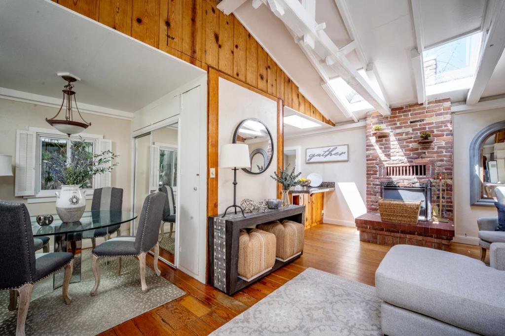 136 2nd Street Property Photo 6