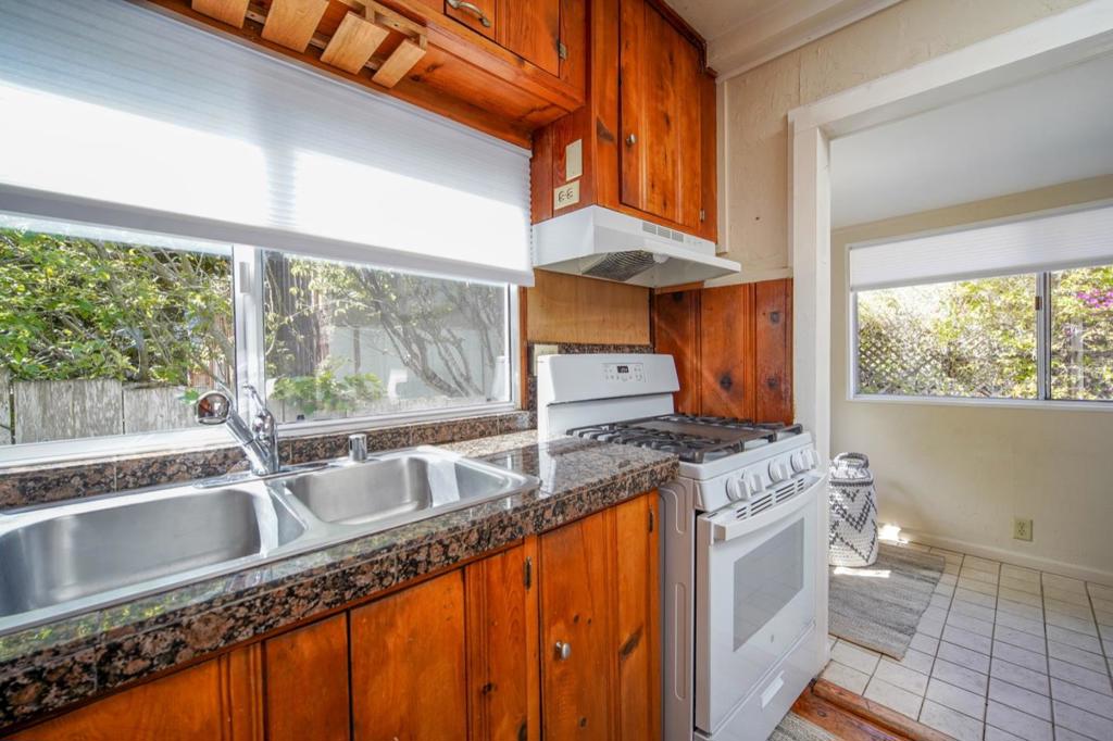136 2nd Street Property Photo 13