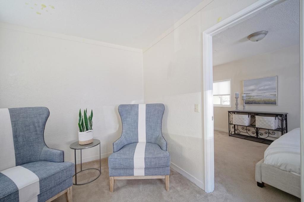 136 2nd Street Property Photo 16