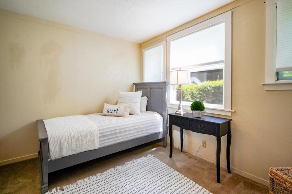 136 2nd Street Property Photo 17