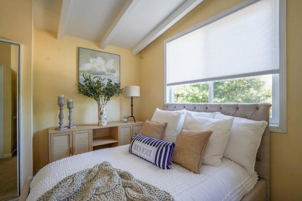 136 2nd Street Property Photo 30