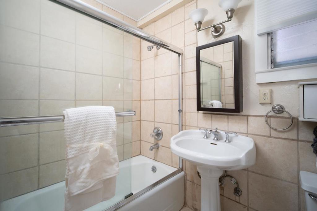 136 2nd Street Property Photo 32