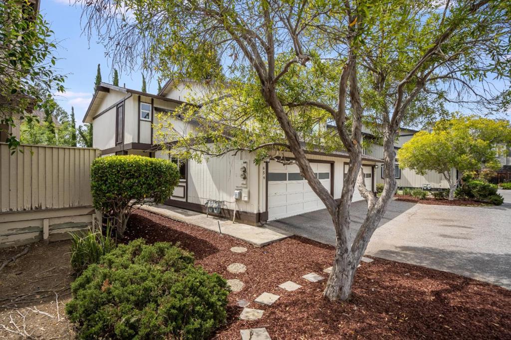 ML81895286 Property Photo 2