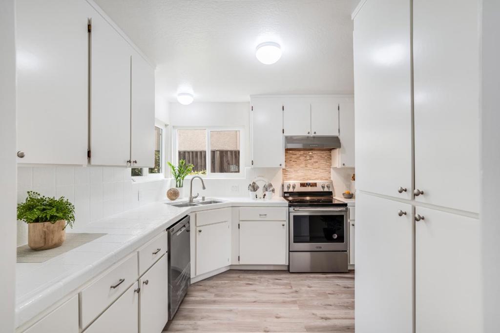 ML81895286 Property Photo 8