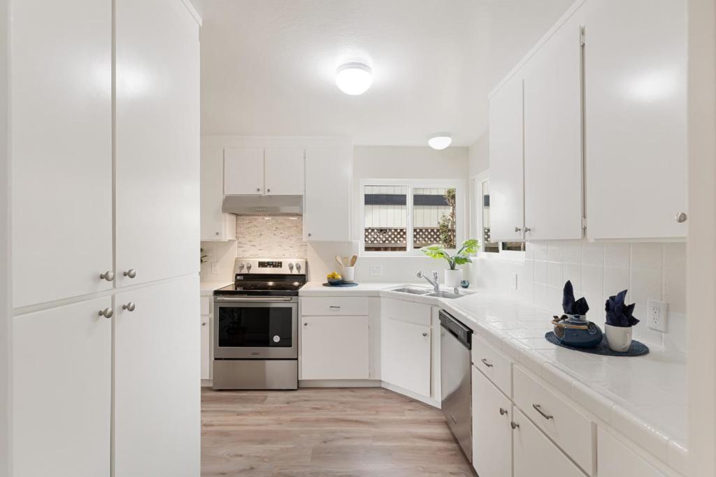 ML81895286 Property Photo 32