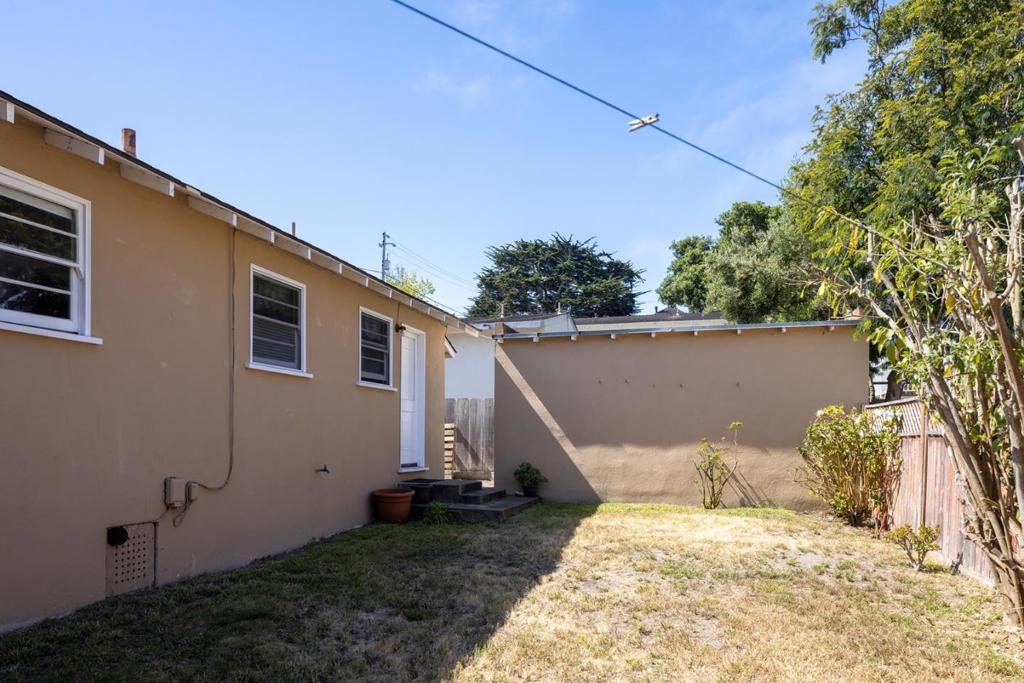 ML81895395 Property Photo 12