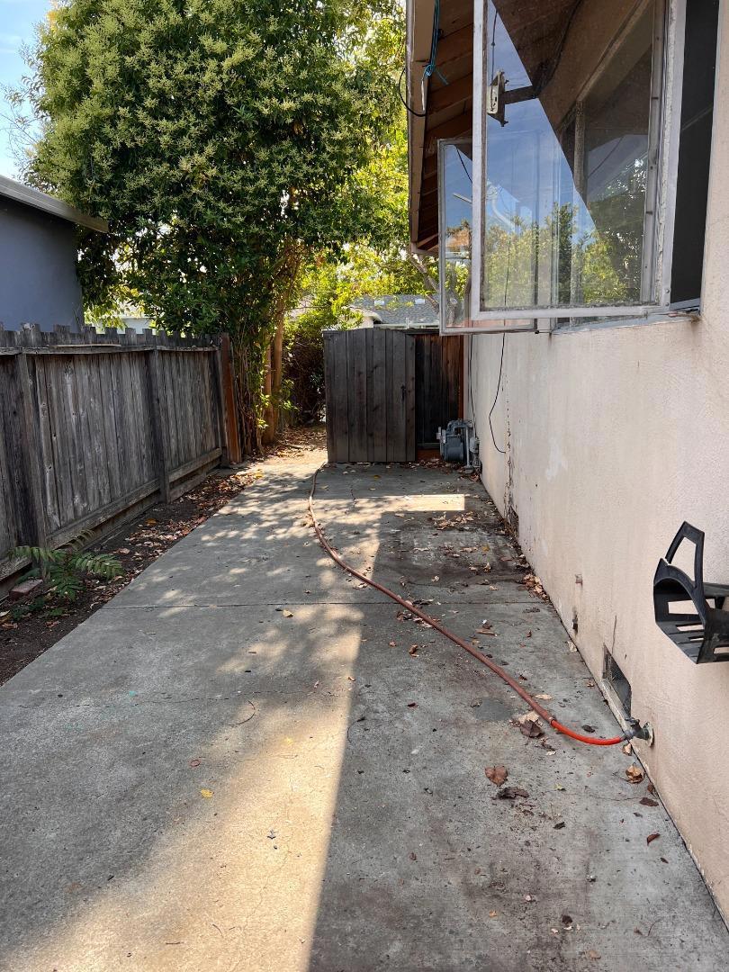 926 Princess Anne Drive Property Photo 5