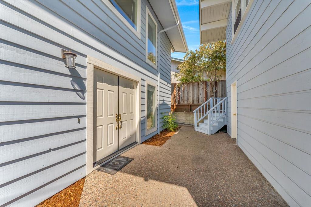 130 Goss Avenue Property Photo 8