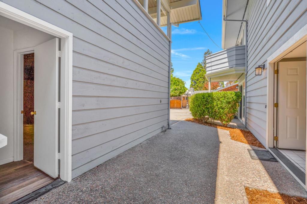 130 Goss Avenue Property Photo 40