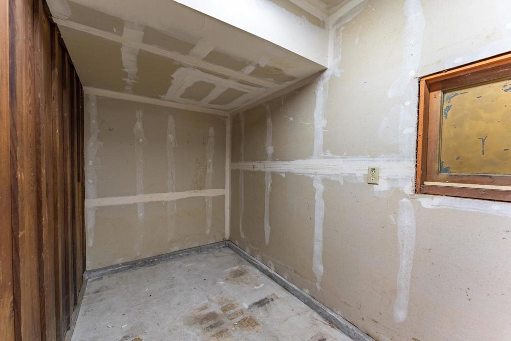 130 Goss Avenue Property Photo 61