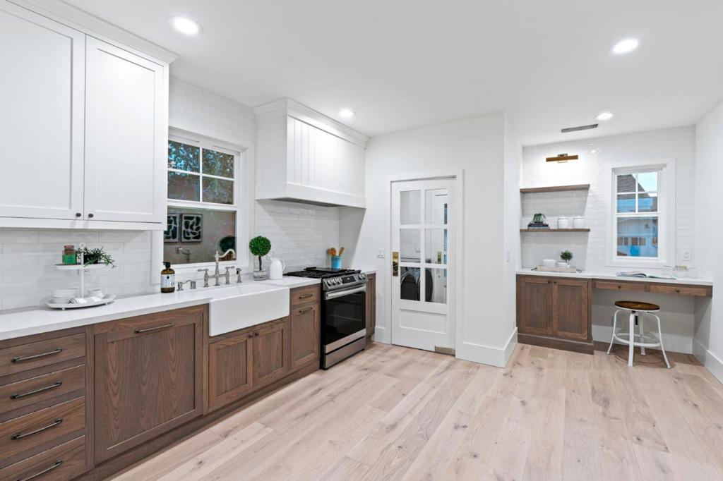 1411 Seabright Avenue Property Photo 12