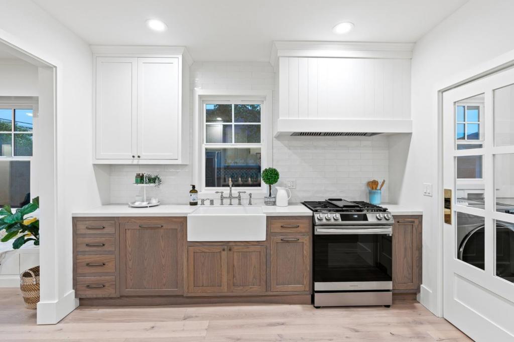 1411 Seabright Avenue Property Photo 13
