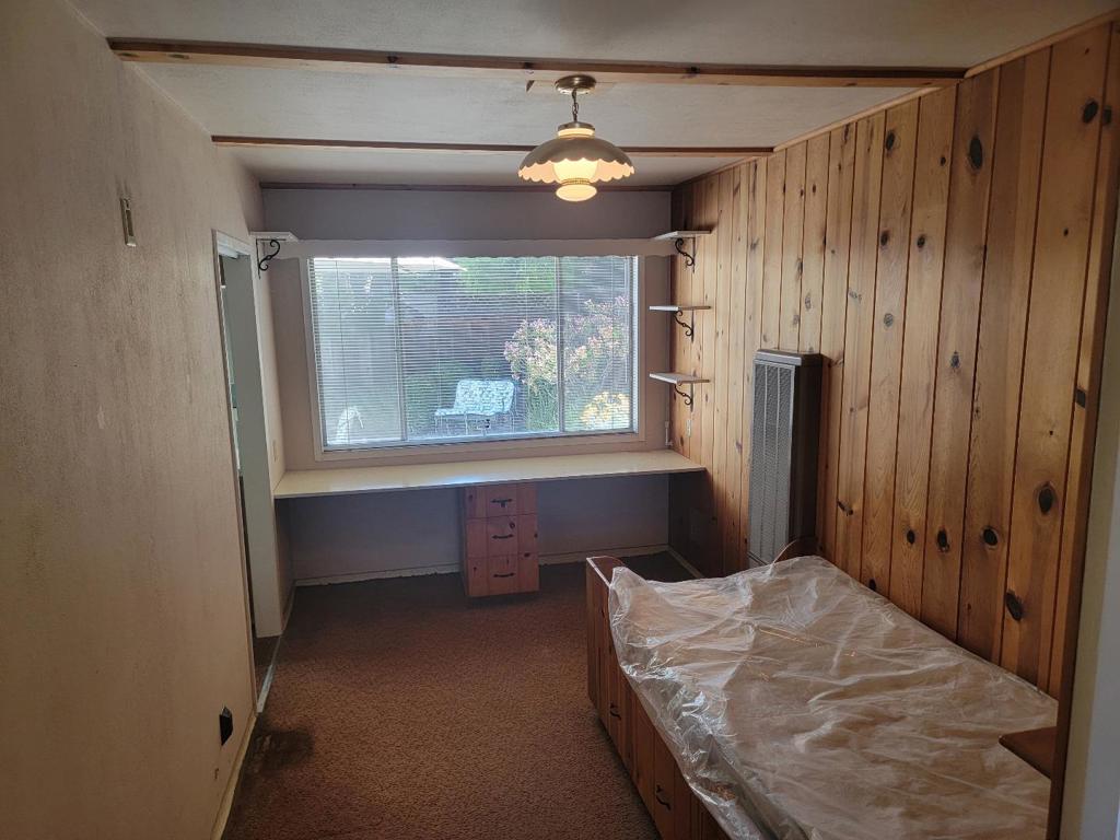 621 W Parr Avenue Property Photo 28