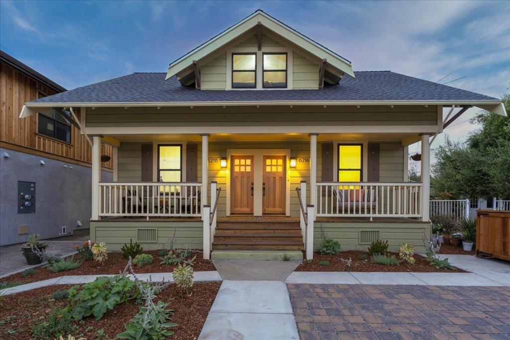 621 Sumner Street Property Photo 1