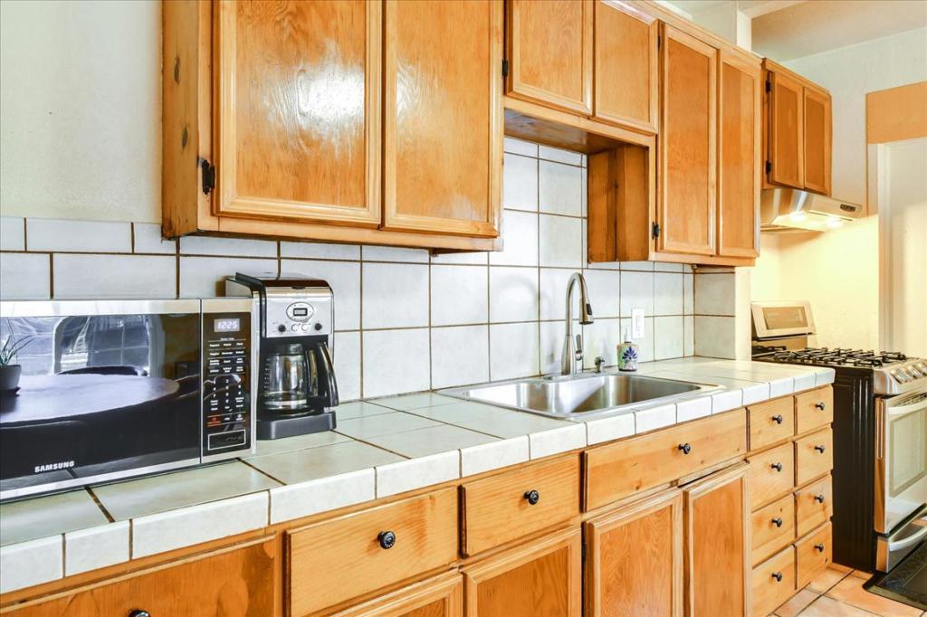 4006 Gion Avenue Property Photo 32