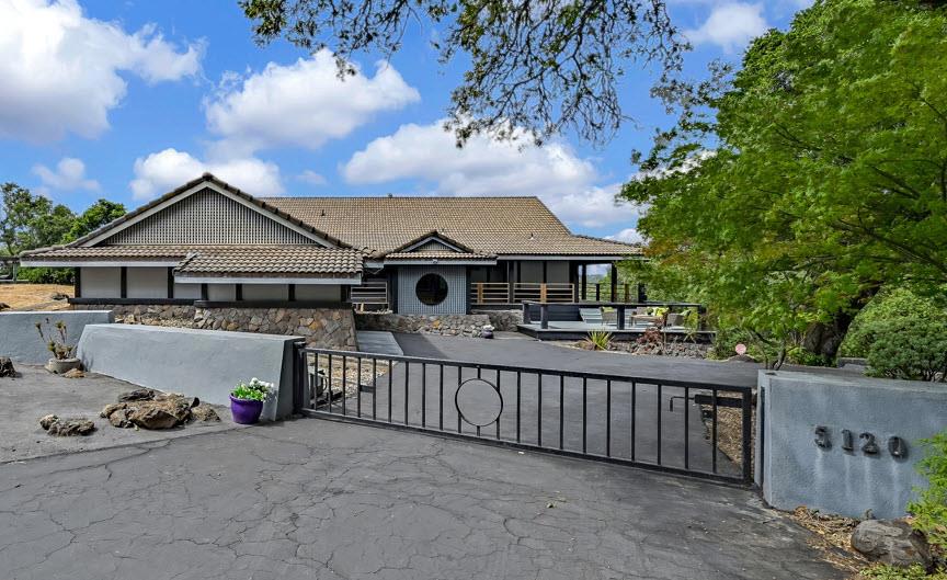 ML81899395 Property Photo 1