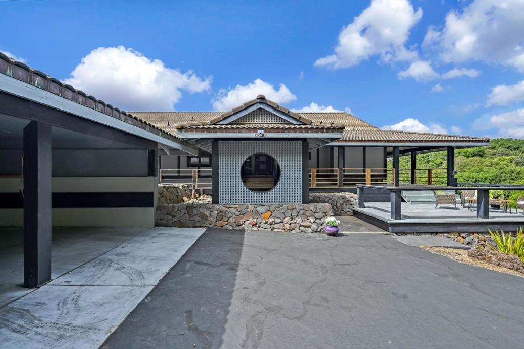 ML81899395 Property Photo 3