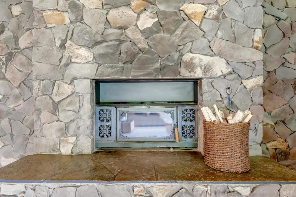 ML81899395 Property Photo 13