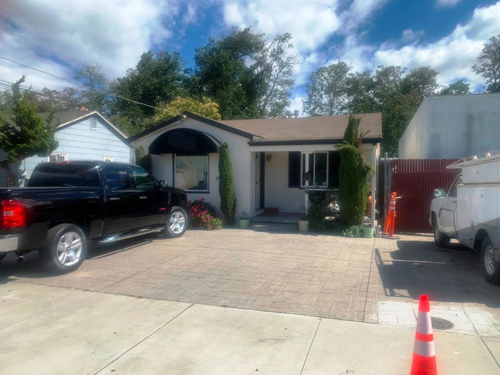 1130 Pedro Street Property Photo 1