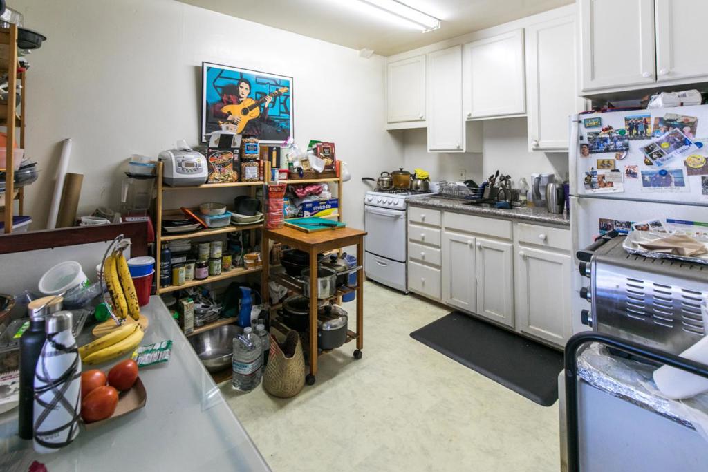 734 Linden Avenue Property Photo 9