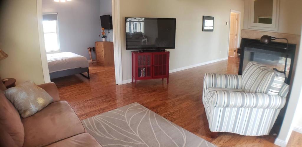 847 Orchard Road Property Photo 32
