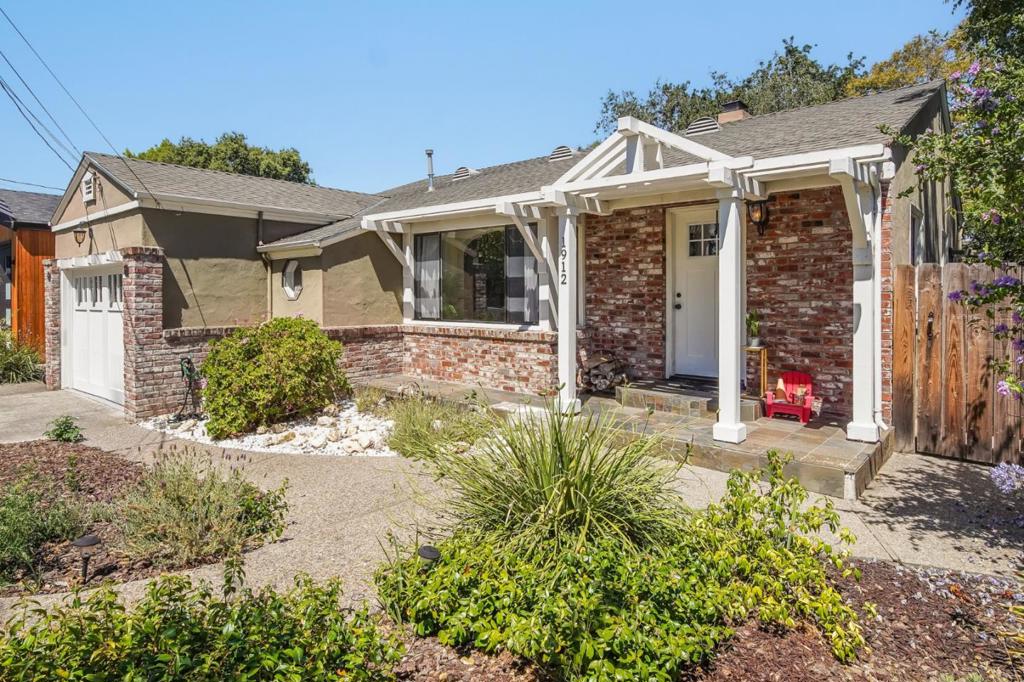 ML81899872 Property Photo 1