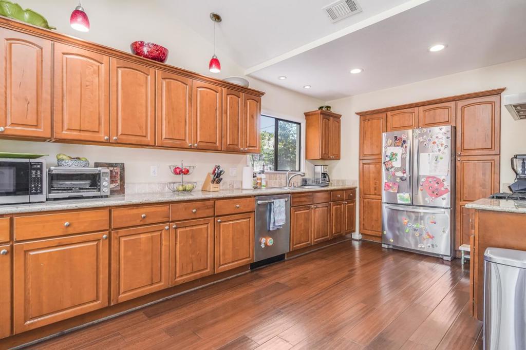 ML81899872 Property Photo 8