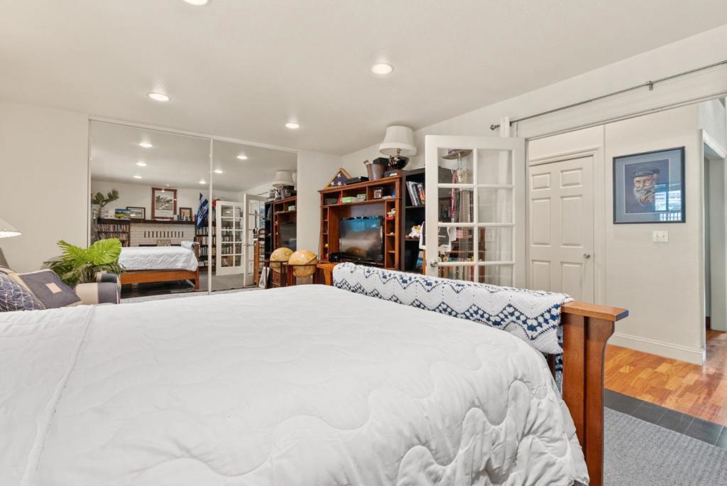 13550 Uvas Road Property Photo 1