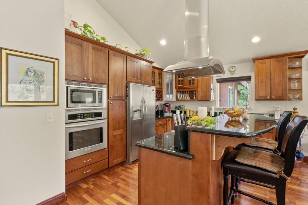 13550 Uvas Road Property Photo 20