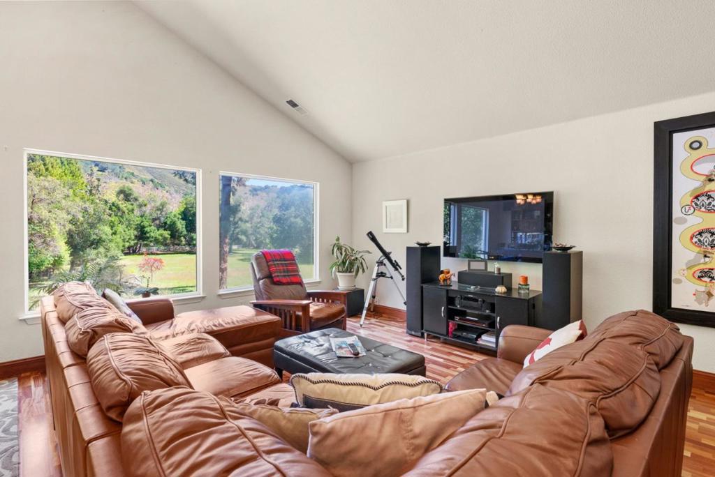 13550 Uvas Road Property Photo 23