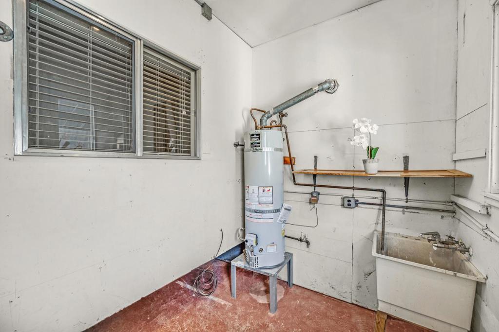 1080 Clark Avenue Property Photo 26