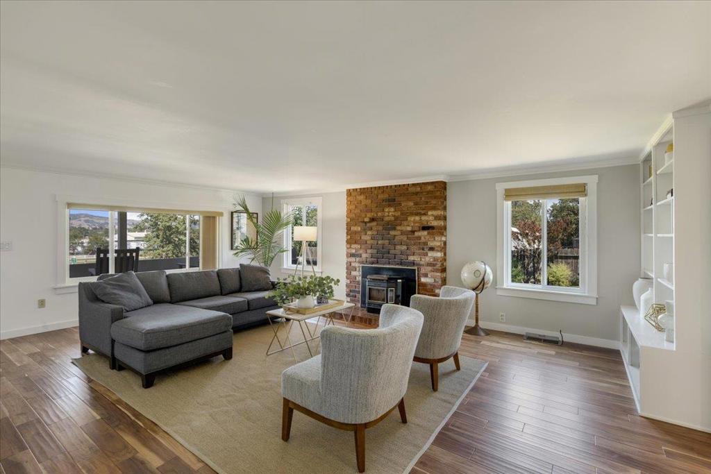 7736 Gravenstein Highway Property Photo 8