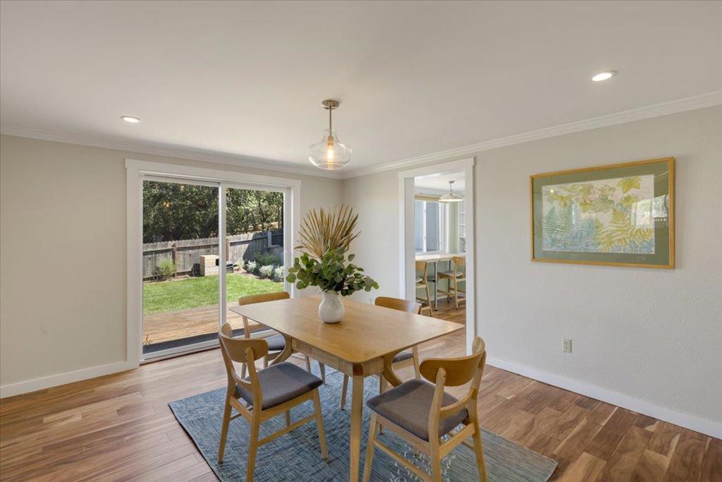 7736 Gravenstein Highway Property Photo 10