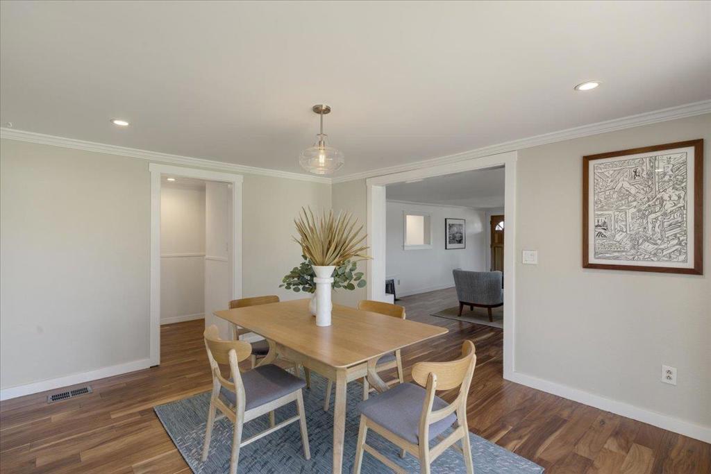 7736 Gravenstein Highway Property Photo 12