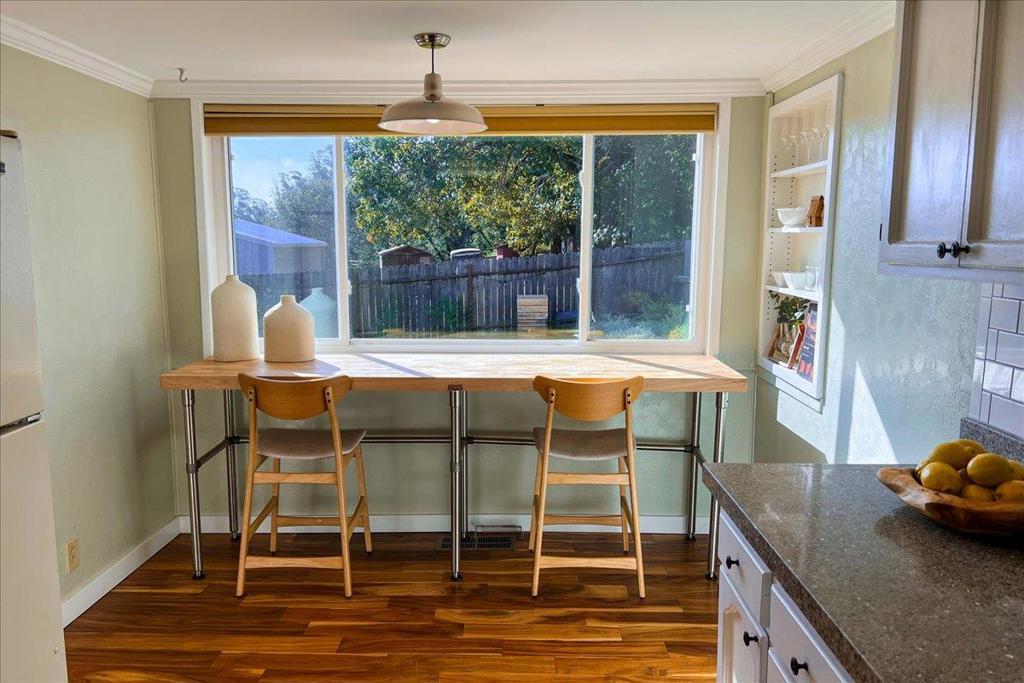 7736 Gravenstein Highway Property Photo 15