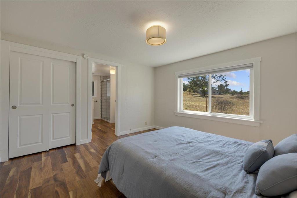 7736 Gravenstein Highway Property Photo 17