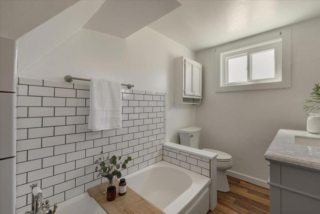 7736 Gravenstein Highway Property Photo 19