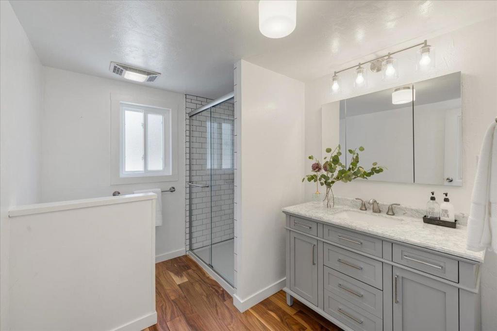 7736 Gravenstein Highway Property Photo 23