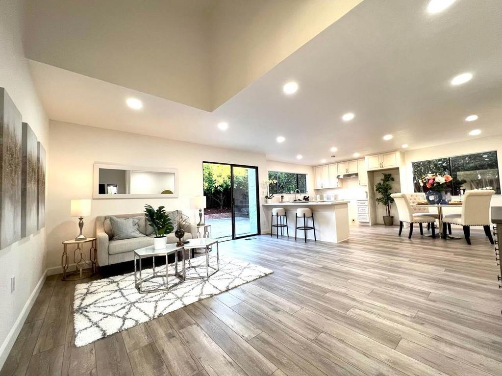 6525 Camden Avenue Property Photo 4