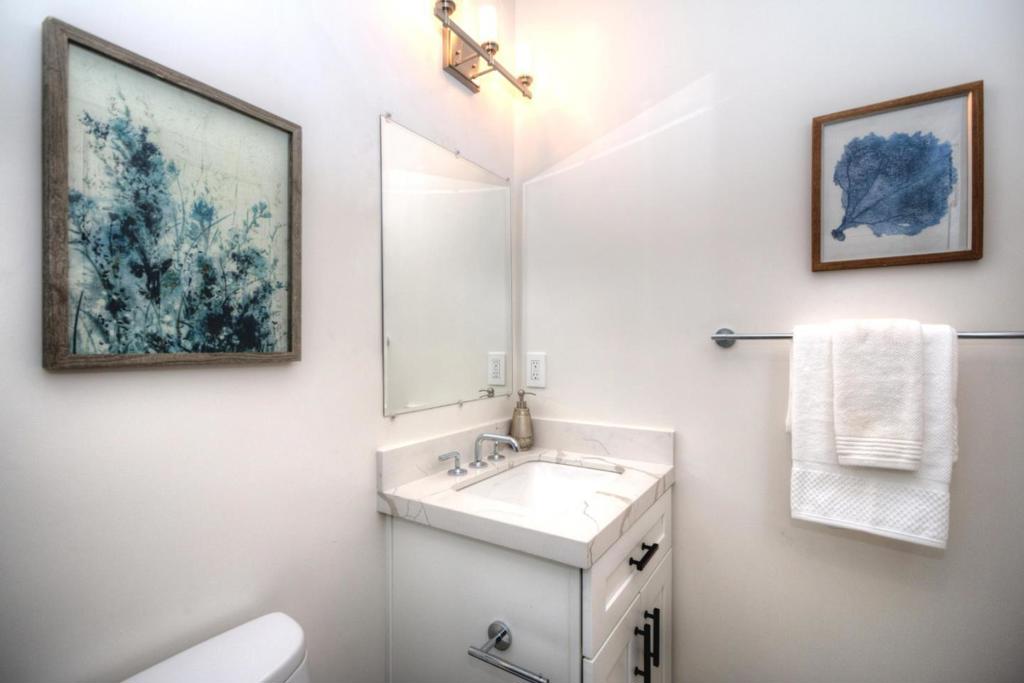 W Hudson Street Property Photo 12