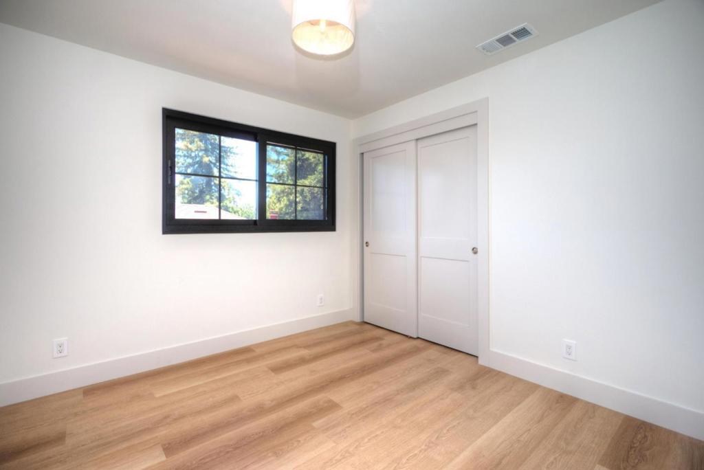 W Hudson Street Property Photo 21