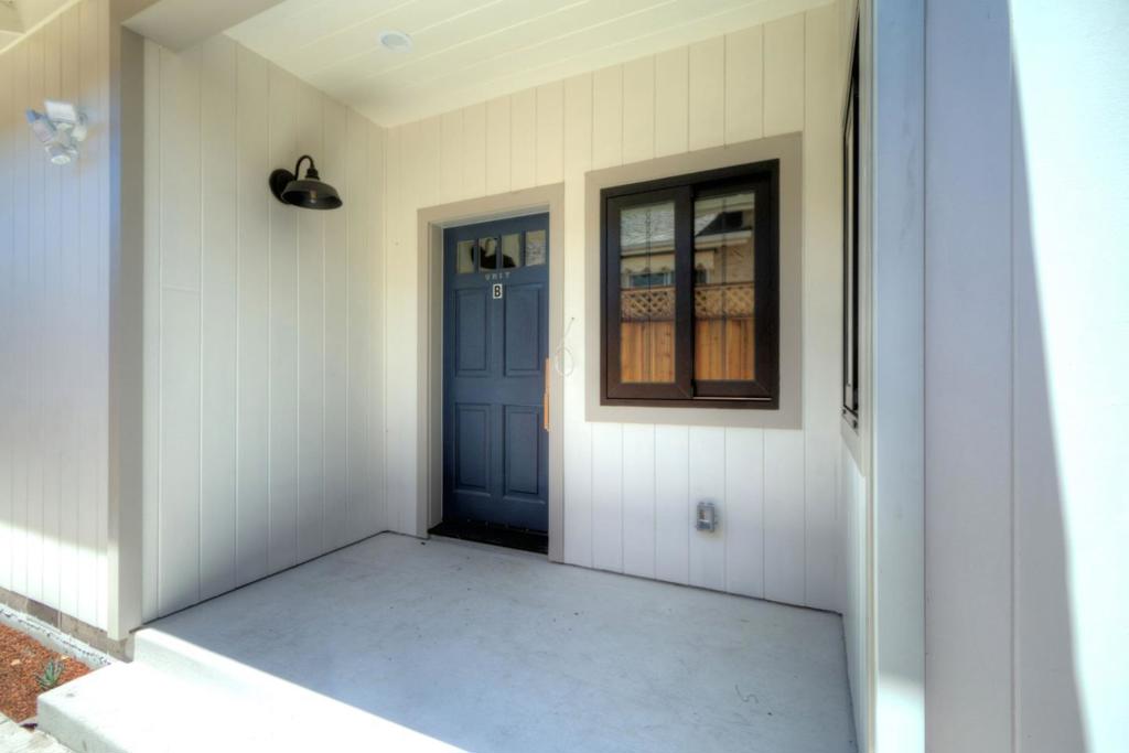 W Hudson Street Property Photo 22