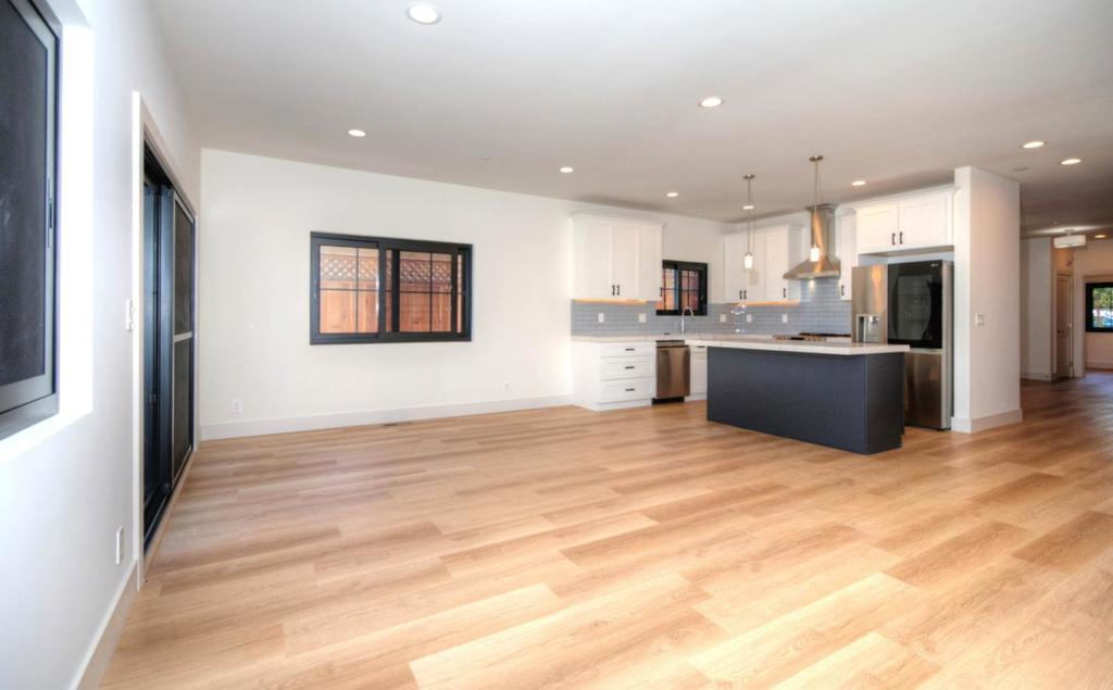 W Hudson Street Property Photo 23