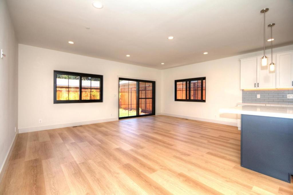 W Hudson Street Property Photo 24