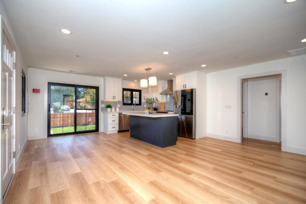 W Hudson Street Property Photo 39