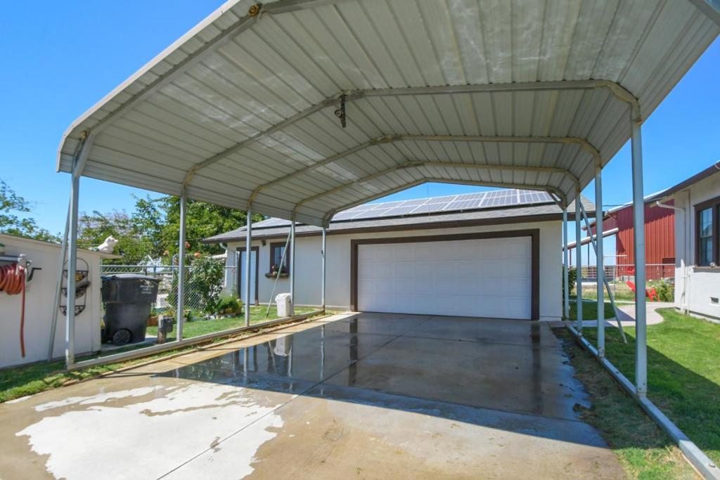 22782 Third Avenue Property Photo 43