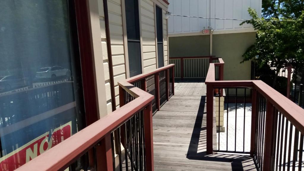 418 Cedar Street Property Photo 5